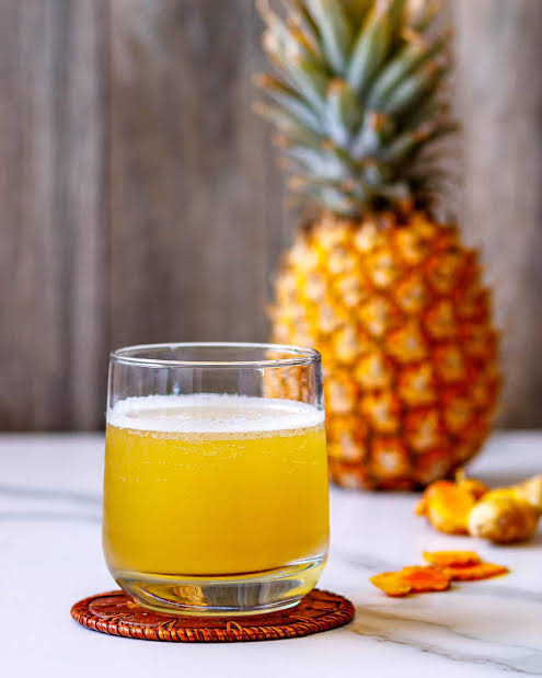 pineapple kombucha